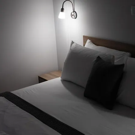 Apartment Giakost V Near Airport *